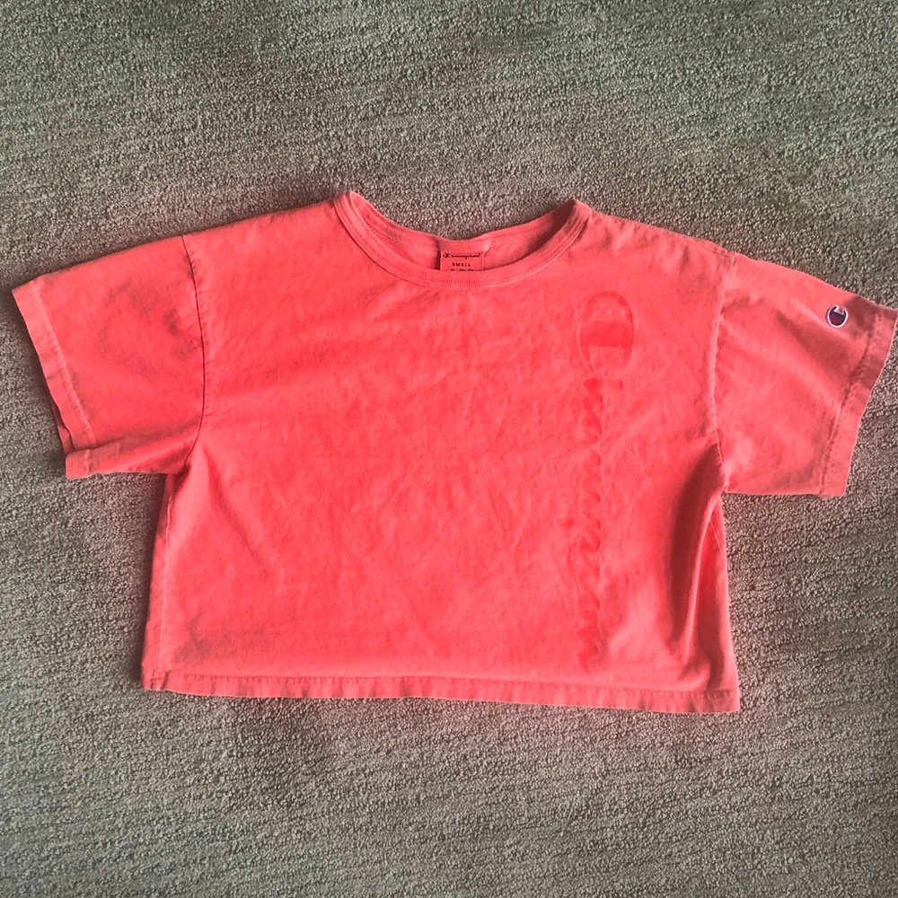 Champion coral cropped tshirt size small. Barely worn, 6 months old.